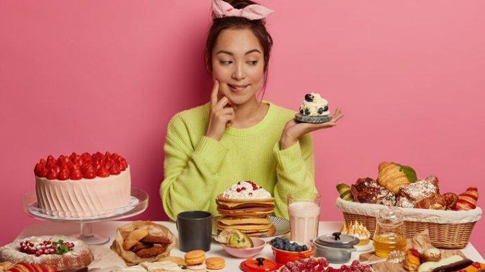 ilustrasi makanan dan minuman manis yang dapat merusakan kualitas tidur