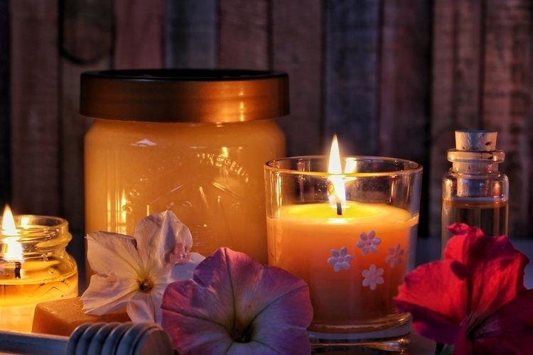 lilin aromaterapi