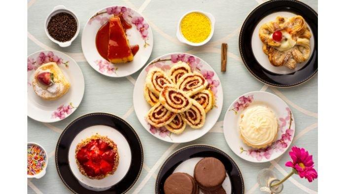 ilustrasi makanan dan minuman manis yang dikonsumsi saat buka puasa