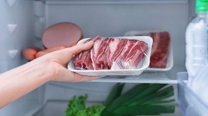ilustrasi cara menyimpan daging agar bertahan lama, terapkan cara berikut