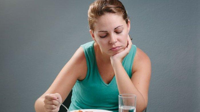 ilustrasi ibu hamil yang tidak nafsu makan, berikut cara meningkatkan nafsu makan pada ibu hamil