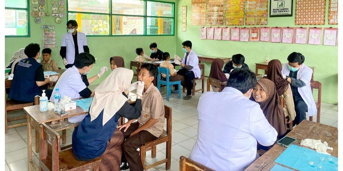 FKG Unhas menyelenggarakan Program Bina Desa Mahasiswa Tahun 2025 di SDN Bontomaero II, Desa Maccini Baji, Kec. Bajeng, Kab. Gowa.