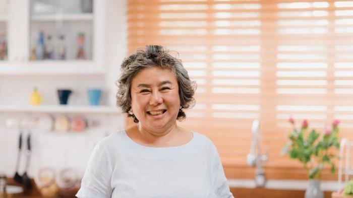 ilustrasi seorang wanita yang sudah mengalami menopause
