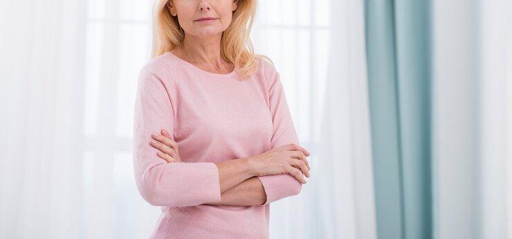 ilustrasi wanita yang memasuki usia menopause