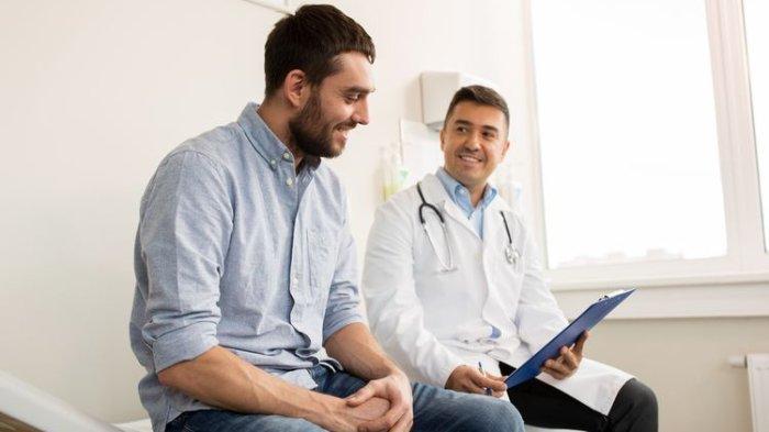 ilustrasi seseorang yang sedang melakukan pemeriksaan kesehatan