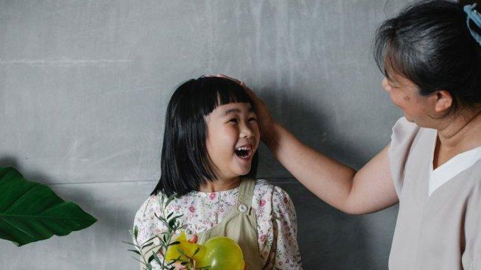 iustrasi memberikan edukasi sesksual pada anak
