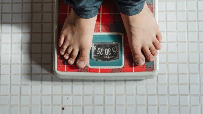 Ilustrasi berat badan naik secara tiba-tiba, berikut ini kenali sederet penyebabnya