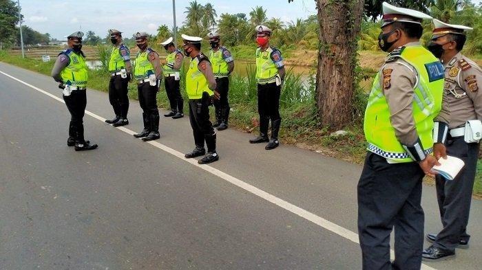 Foto hanyalah pendukung - Tilang Manual Diberlakukan Kembali, Masyarakat Jangan Mau Ditilang Manual Jika Polisi Tak Miliki Ini