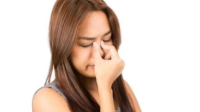 ilustrasi seeseorang yang mengalami hidung mampet akibat sinus