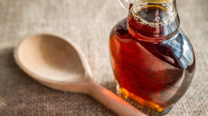 Ilustrasi sirup maple, salah satu topping yang bisa Anda tambahkan ke dalam oatmeal Anda