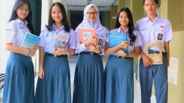 Beasiswa sekolah SMA.