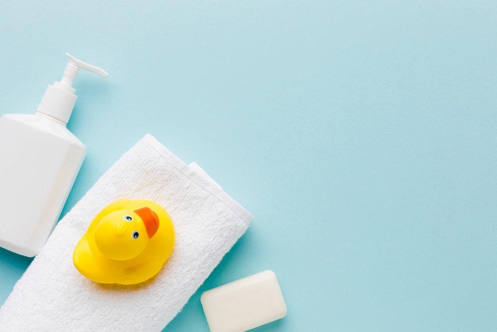 ilustrasi skincare bayi