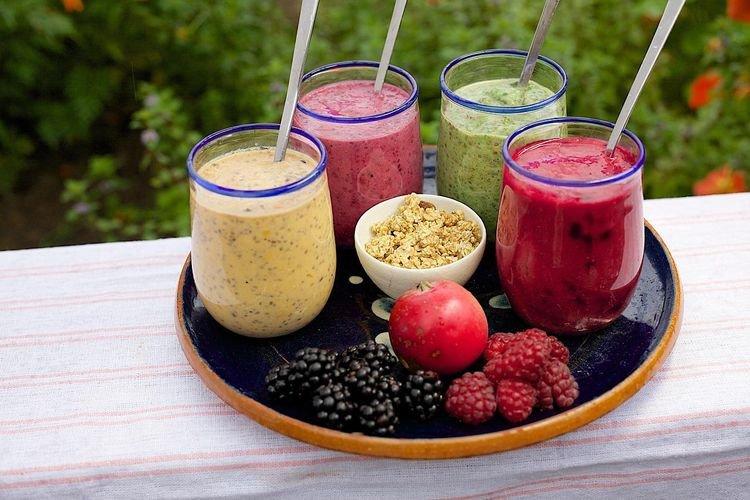 ilustrasi smoothies sehat yang mendukung kesehatan tubuh