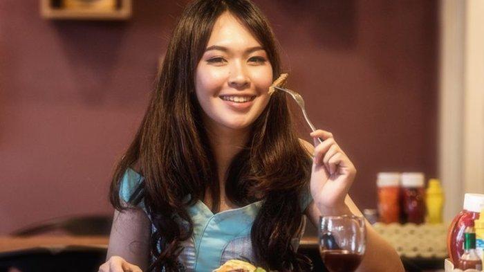 ilustrasi makan malam, makan malam lebih cepat memberikan sejumlah manfaat baik untuk kesehatan