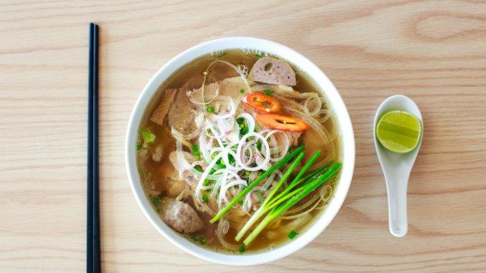 Ilustrasi sup rendah lemak, salah satu menu makan siang yang bagus dikonsumsi penderita kolesterol tinggi
