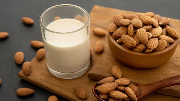 Ilustrasi susu almond, konsumsi susu almond baik untuk penderita diabetes, berikut ini sederet manfaat yang didapatkan