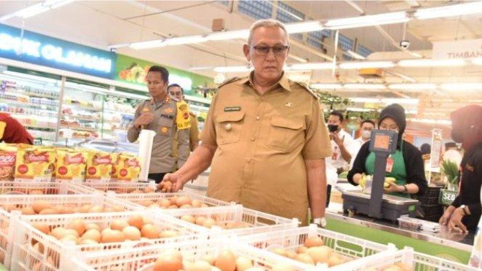 Acep Purnama saat masih menjadi Bupati Kuningan.