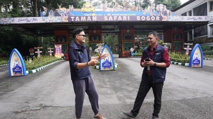 Tim Gass Mudik 2024 Tribun Jabar berbincang dengan Marcom Manager Taman Safari Bogor, Danang Wibowo di Taman Safari Indonesia (TSI) Cisarua, Kabupaten Bogor, Jawa Barat, Jumat (5/4/2024).