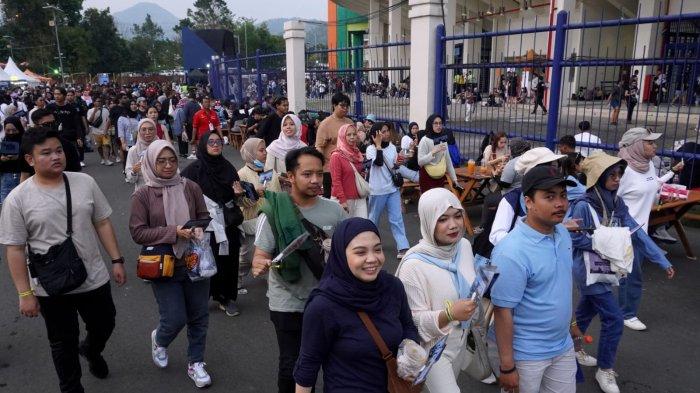 Penggemar Sheila On 7 (Sheila Gank) akan menyaksikan konser Sheila On 7 bertajuk 