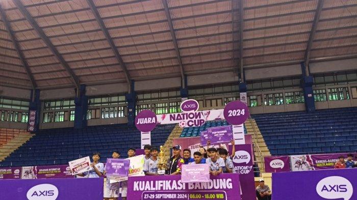 AXIS Nation Cup 2024, turnamen futsal terbesar untuk pelajar SMA se-Indonesia, kembali digelar dengan gebrakan besar di Bandung. PT XL Axiata Tbk (XL Axiata) melalui brand AXIS menghadirkan ajang sportainment yang paling dinanti-nanti oleh anak muda tanah air.