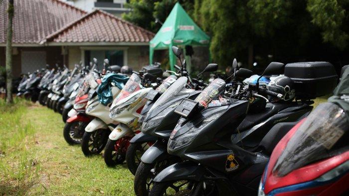 Ratusan pengguna Honda PCX yang tergabung dalam Honda PCX Club Indonesia (HPCI) chapter Bogor menggelar kegiatan Anniversary HPCI chapter Bogor yang ke-9. Kegiatan ini digelar pada hari Sabtu 27 Januari 2024 di Resort Cinta Kasih, Cipayung Puncak Bogor, Jawa Barat.