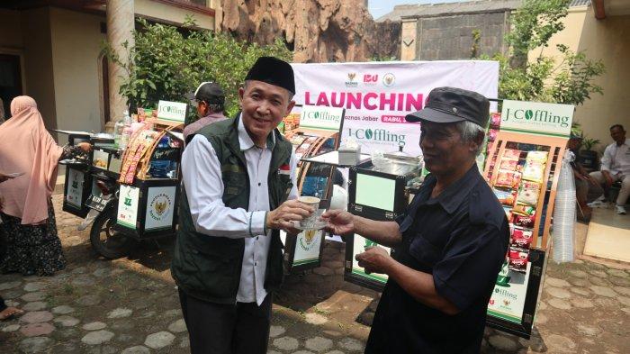 Badan Amil Zakat Nasional (BAZNAS) Provinsi Jawa Barat bersama dengan Koperasi Konsumen Syariah Pro IBU Kota Bekasi mengumumkan kemitraan strategis mereka dalam meluncurkan program inovatif yang bertujuan untuk meningkatkan penghasilan bagi penerima manfaat zakat di Kota Bekasi. Program tersebut ialah,  