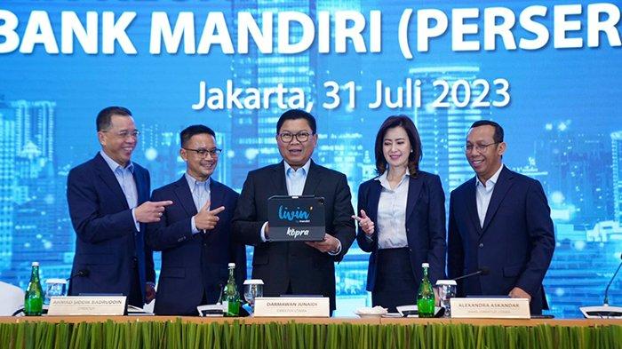 Direktur Utama Bank Mandiri Darmawan Junaidi pada forum paparan publik Laporan Keuangan Triwulan 2023 PT. Bank Mandiri (Persero) Tbk. (31/07)