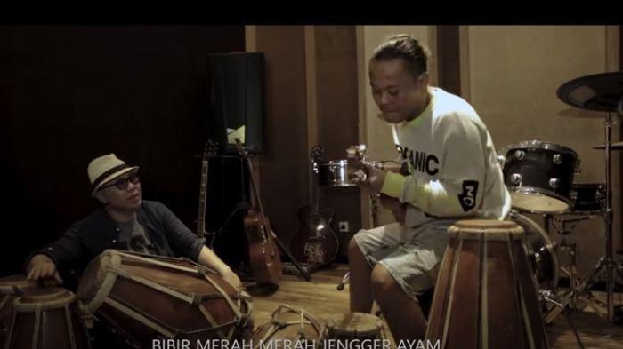 Chord Lagu Runtah Viral di TikTok, Doel Sumbang Duet dengan Komedian