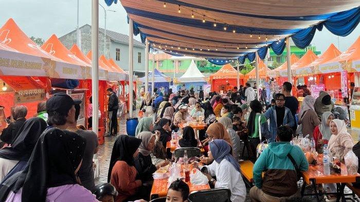 Festival tahunan bakso aci Garut diselenggarakan kembali mulai 4 hingga 7 Juli di halaman Citymall, Jalan Sudirman, Kabupaten Garut, Jawa Barat. 
