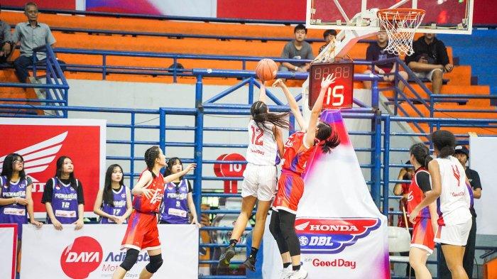 Final Honda DBL 2023 West Java Series mempertemukan tim Putri dari SMA BPK Penabur Cirebon dan SMA Trimulia Bandung, serta tim Putra dari SMA BPK Penabur Cirebon dengan SMA Trinitas Bandung.