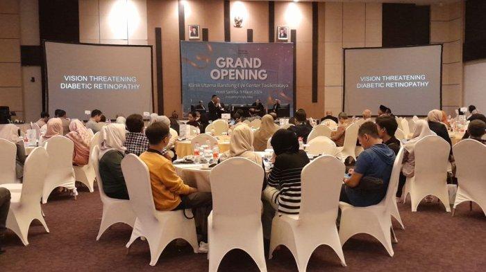 Grand Opening Klinik Utama Bandung Eye Center (BEC) Tasikmalaya digelar di Ballroom Hotel Santika Tasikmalaya, pada Sabtu (9/3/2024).