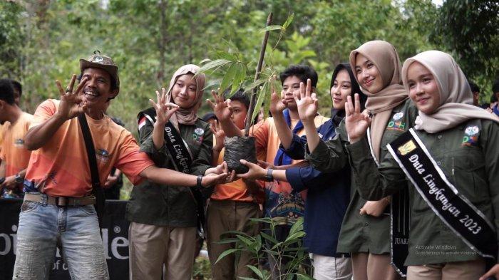 Caldera Adventure merayakan Hari Ulang Tahun ke- 18 dengan melakukan penanaman pohon bambu di  blok Kiara Gendol Taman Nasional Gunung Halimun Salak (TNGHS), Kecamatan Cikidang, Kabupaten Sukabumi pada Minggu (24/11/2024).