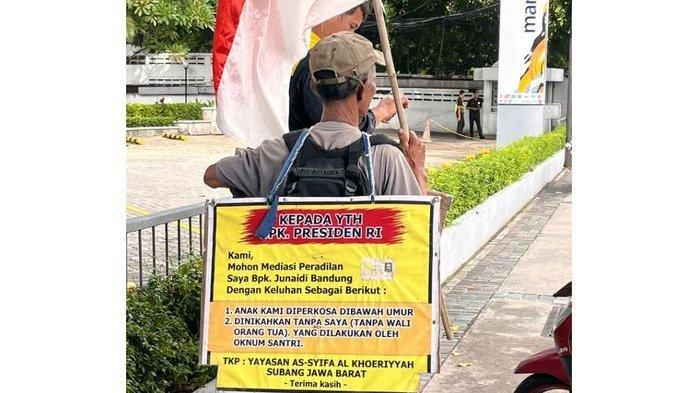 Junaidi berjalan kaki ke Istana Negara menuntut keadilan vira di media sosial.