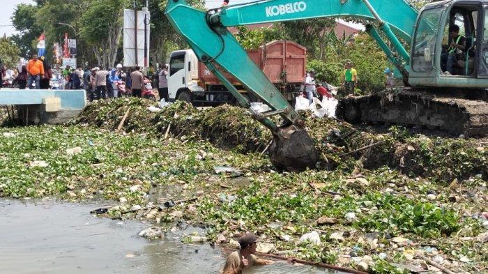 Warga Bersama Jasa Tirta II & Divisi Infanteri 1 Kostrad Gelar Karya ...