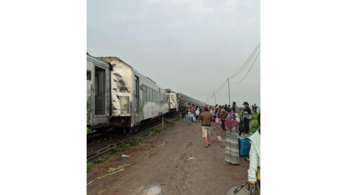 Kecelakaan kereta api (KA) baru saja terjadi di sekitar wilayah Cicalengka, Kabupaten Bandung, pada Jumat (5/1/2024) sekitar pukul 06.00 WIB. (Dok. Warga)