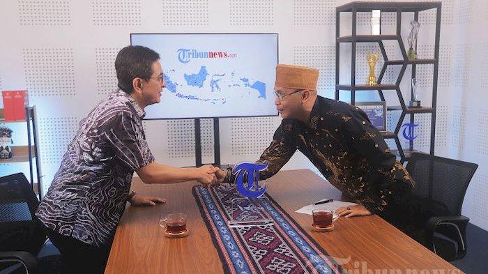 Ketua Tim Pemenangan Nasional (TPN) Ganjar Pranowo, Arsjad Rasjid  saat diwawancarai oleh Direktur Pemberitaan Tribun Network Febby Mahendra Putra di Gedung Tribun Network, Jakarta Pusat,Senin (25/9/2023). Tribunnews/Jeprima
