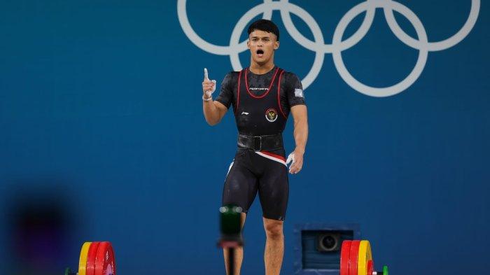 Lifter andalan Indonesia Rizki Juniansyah berhasil menyumbangkan medali emas kedua bagi Tim Indonesia di Olimpiade 2024.