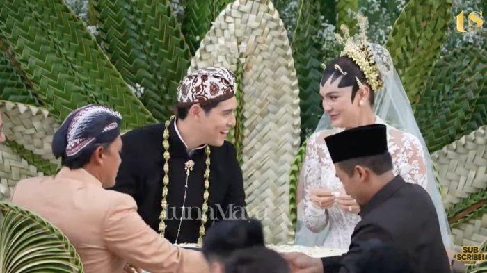 LUNA MAYA MENIKAH: Tangkapan layar momen Luna Maya dan Maxime Bouttier resmi menikah setelah menjalani prosesi ijab kabul di resort mewah yang terletak di Banjar Begawan, Desa Melinggih Kelod, Kecamatan Payangan, Gianyar, Bali, Rabu (7/5/2025). Terkuak total maskawinnya unik
