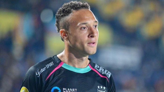 Mailson Lima rekrutan baru Persib Bandung yang langsung tampil starting di laga pembuka Liga 1 2024-2025 melawan PSBS Biak, Jumat (9/8/2024) di Stadion Si Jalak Harupat, Soreang, Kabupaten Bandung.