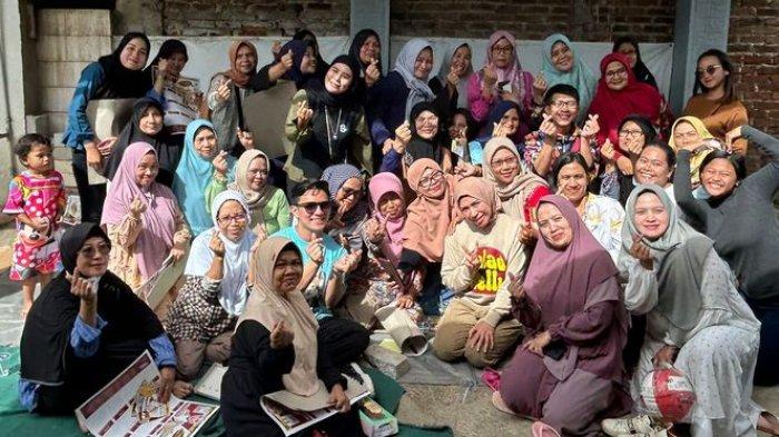 Melly Goeslaw saat kampanye di Sukaraja, Bandung, Senin (22/1/2024).