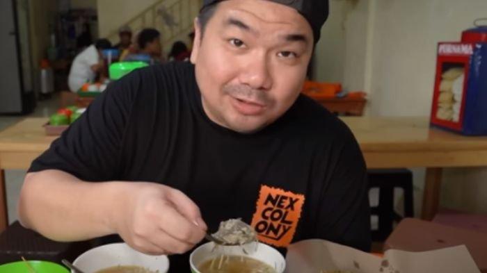 Nama food vlogger Nex Carlos mendadak menjadi trending topic di Twitter, Rabu (28/6/2023).