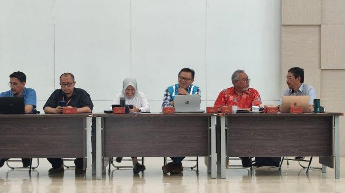 PLN menggelar kegiatan sosialisasi agroforestry kepada masyarakat sekitar kawasan PLTA Upper Cisokan Pumped Storage (UCPS) yang tergabung dalam wadah Lembaga Masyarakat Desa Hutan (LMDH). Kegiatan tersebut diselenggarakan langsung di kantor PLN Unit Pelaksana Proyek Jawa Bagian Tengah 1 (UPP JBT 1), Kecamatan Cipongkor, Kabupaten Bandung Barat.