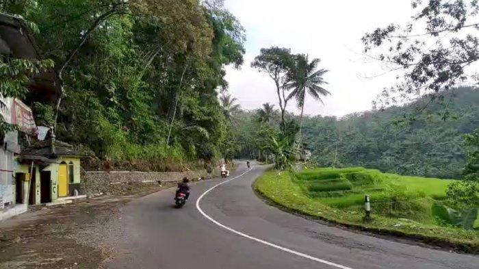 Pantauan arus lalu lintas Jalur Mudik Salawu Singaparna masih tampak lengang.