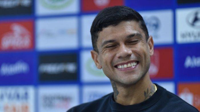 Penyerang PERSIB, Ciro Alves.
