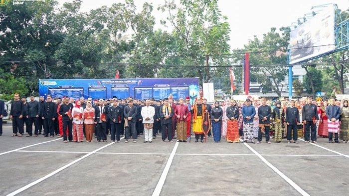  Kantor Wilayah Kementerian Hukum dan Hak Asasi Manusia Jawa Barat laksanakan Upacara Kemerdekaan Republik Indonesia yang ke-79 di lapangan aspal Kanwil Kemenkumham Jabar, Sabtu (17/8/2024). 