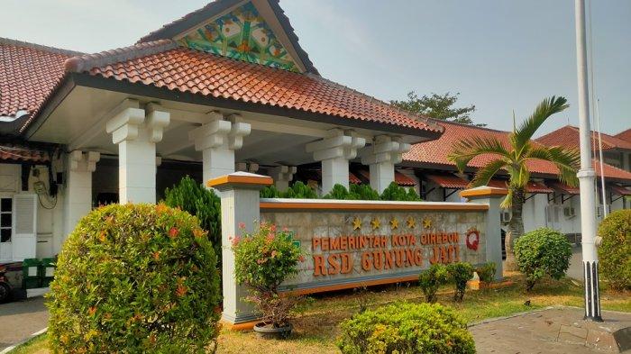 GEDUNG RUMAH SAKIT - Potret Gedung RSD Gunung Jati Cirebon. Sebanyak tujuh orang perawat yang menjadi korban kecelakaan lalu lintas di Tol Cisumdawu dinyatakan selamat dan kini sedang dalam proses mobilisasi menuju Rumah Sakit Daerah (RSD) Gunung Jati, Kota Cirebon.