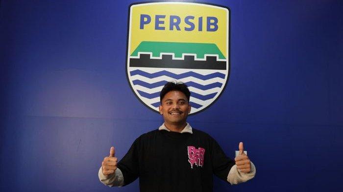 KONTRAK TIGA TAHUN - Saddil Ramdani, pemain baru Persib Bandung. Saddil diikat kontrak berdurasi tiga tahun.