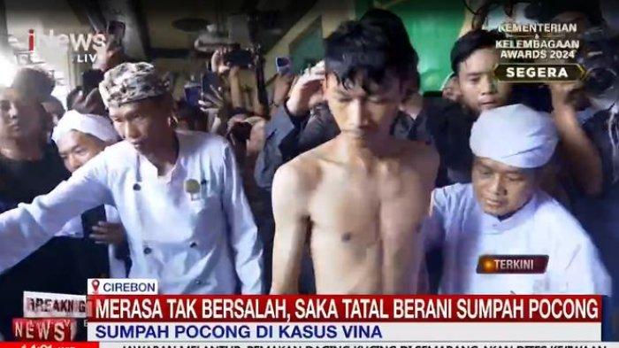Saka Tatal tetap melakukan sumpah pocong meskipun Iptu Rudiana tidak datang. Saka dimandikan dan dikain kafan, untuk membuktikan bukan pembunuh Vina.