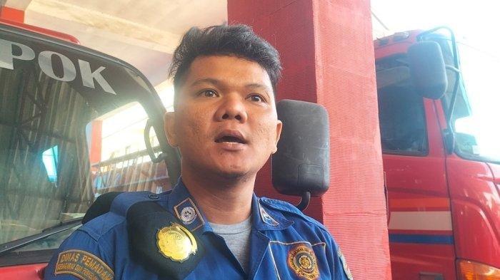 Sandi Butar Butar penuhi panggilan atasan setelah viralkan kerusakan peralatan di UPT Damkar Cimanggis, Selasa (23/7/2024).