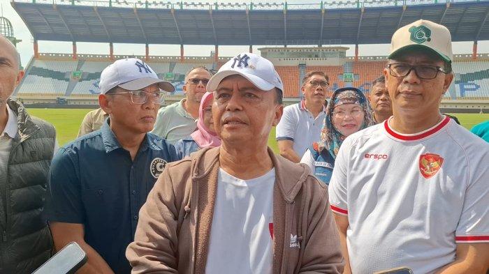WAWANCARA - Sekretaris Daerah (Sekda) Provinsi Jawa Barat, Herman Suryatman saat ditemui di Stadion Si Jalak Harupat, Kabupaten Bandung.